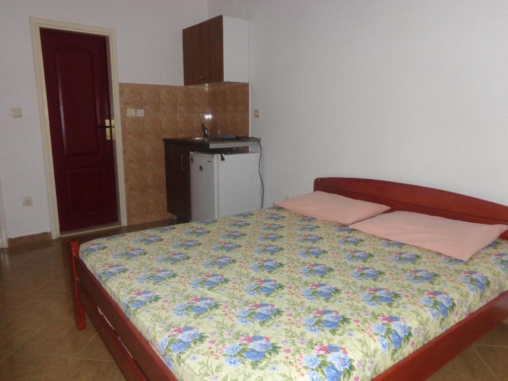 בודווה Apartments Antic מראה חיצוני תמונה